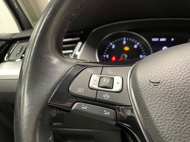 Passat Variant Comfortline 2.0 TDI DSG NAVI LED