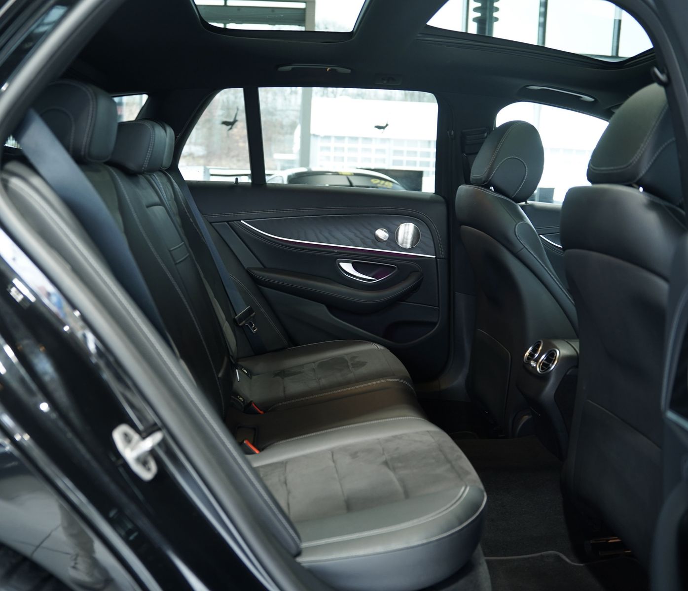 Mercedes Benz E 300