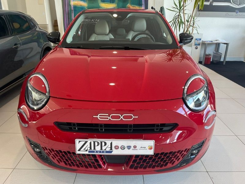 Fiat FIAT 600 Hybrid 145 CV DCT MHEV La Prima II imagem 2