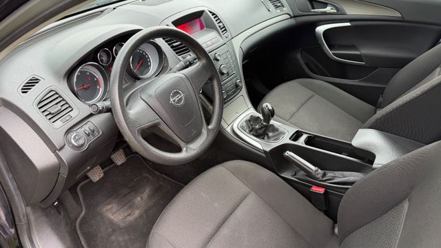 Opel Insignia A Sports Tourer Edition — Bild 6