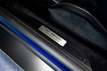 صورة مصغرة 17 لـ 2022 Aston Martin V12 VANTAGE