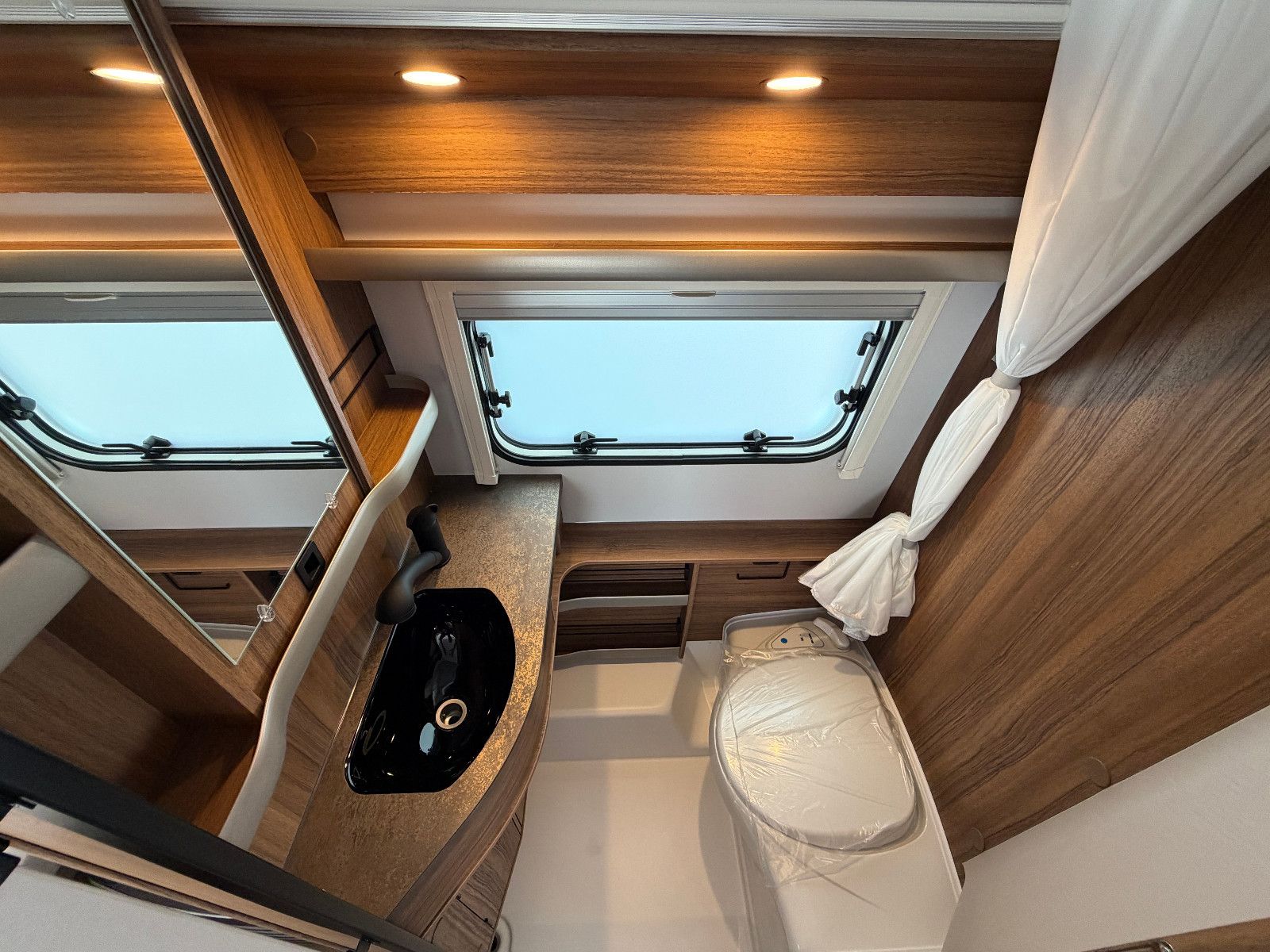 Fahrzeugabbildung HYMER / ERIBA / HYMERCAR Touring 430 - 7.249€ Sparen!