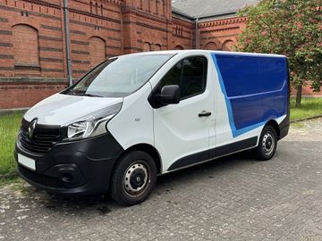 Renault Trafic - 2