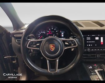 Porsche Macan - 10