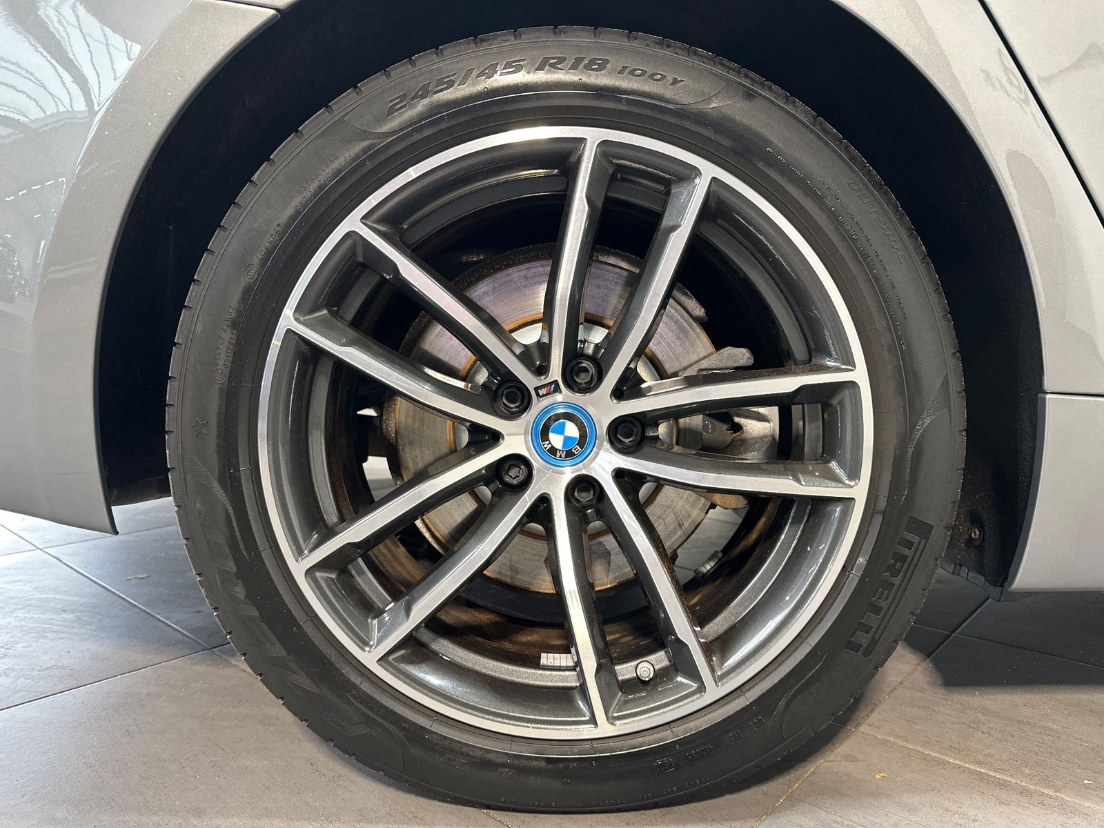 BMW 530 e Touring M-Sport NAV+LED+AHK+ACC+360°+18ZO imagem 3