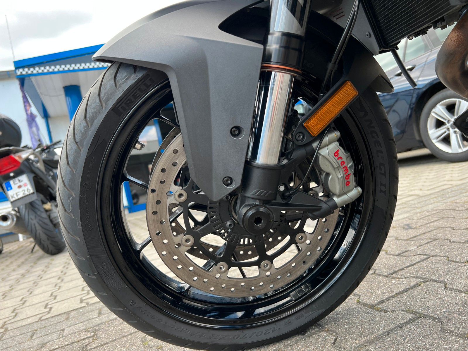 Fahrzeugabbildung KTM SuperDuke 1290 GT TOP Zustand