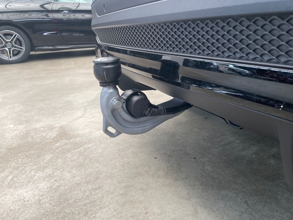 Fahrzeugabbildung Mercedes-Benz GLB 200 d 4MATIC 360 AHK AUT DynLicht Kam. LED