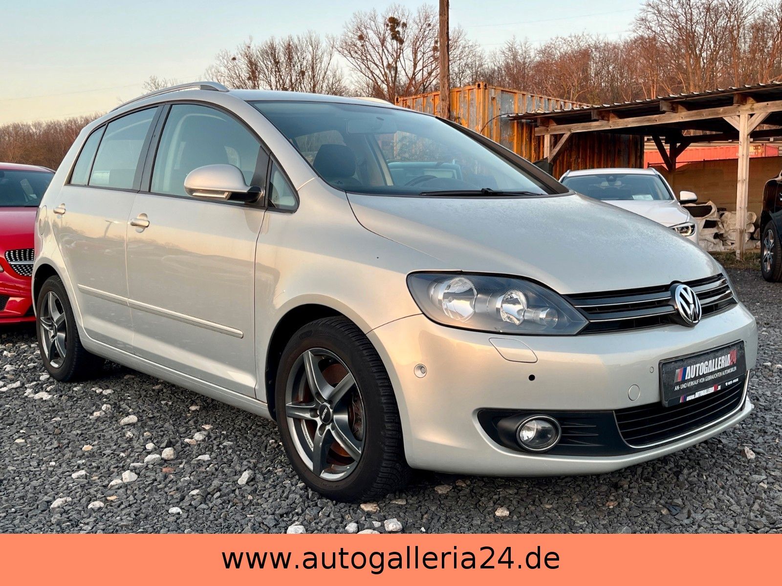 Fahrzeugabbildung Volkswagen Golf Plus VI 1.4 TSI Highline Navi PDC Alcantara