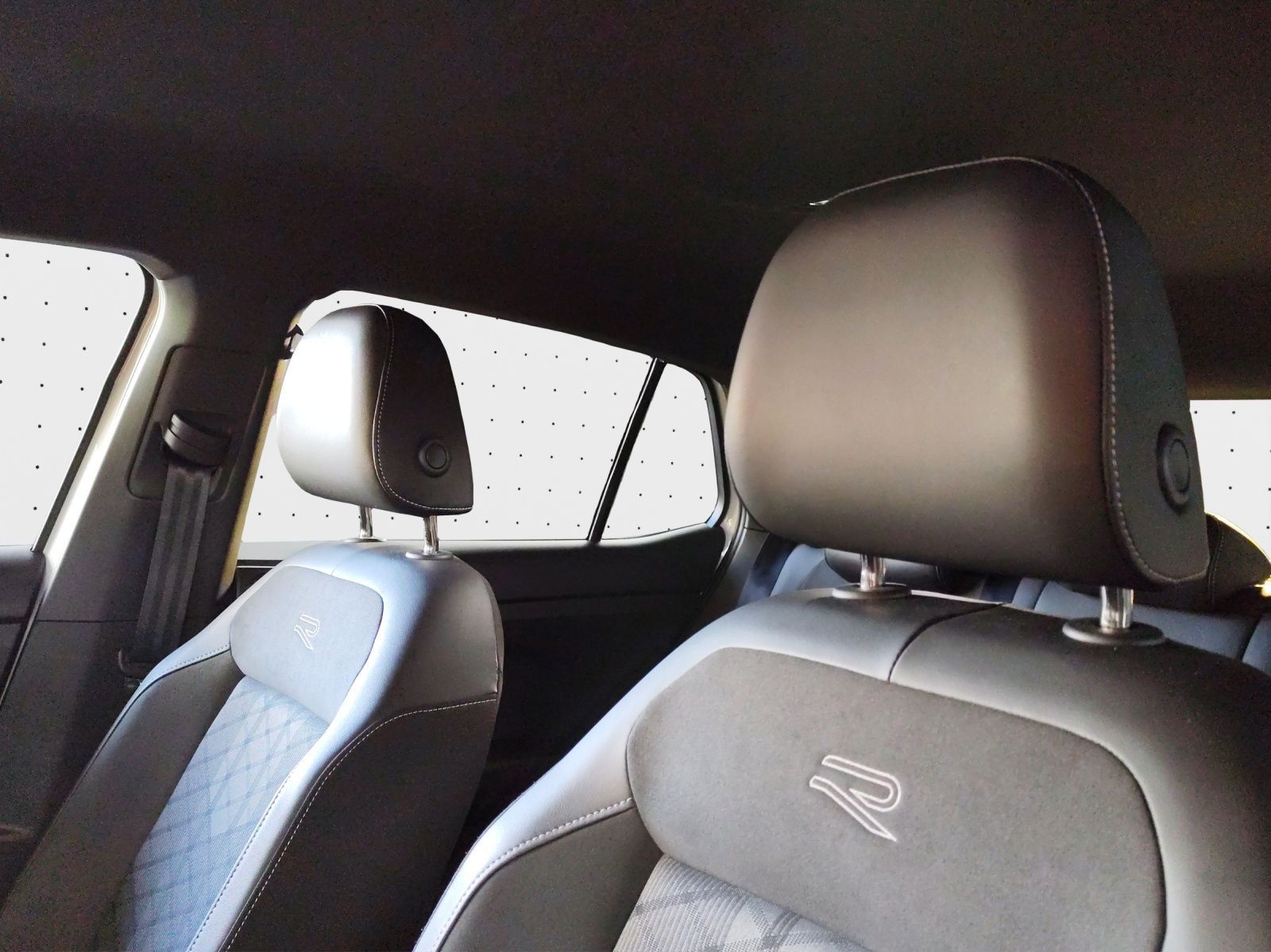 Volkswagen T-Cross - Bild 12