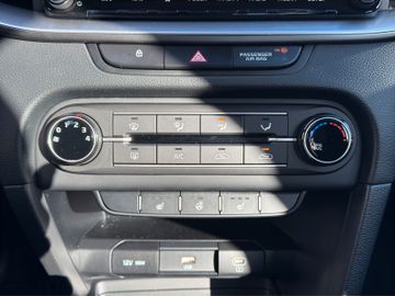 Kia Ceed 1.5 T-GDI Kamera PDC SHZ Klima CarPlay