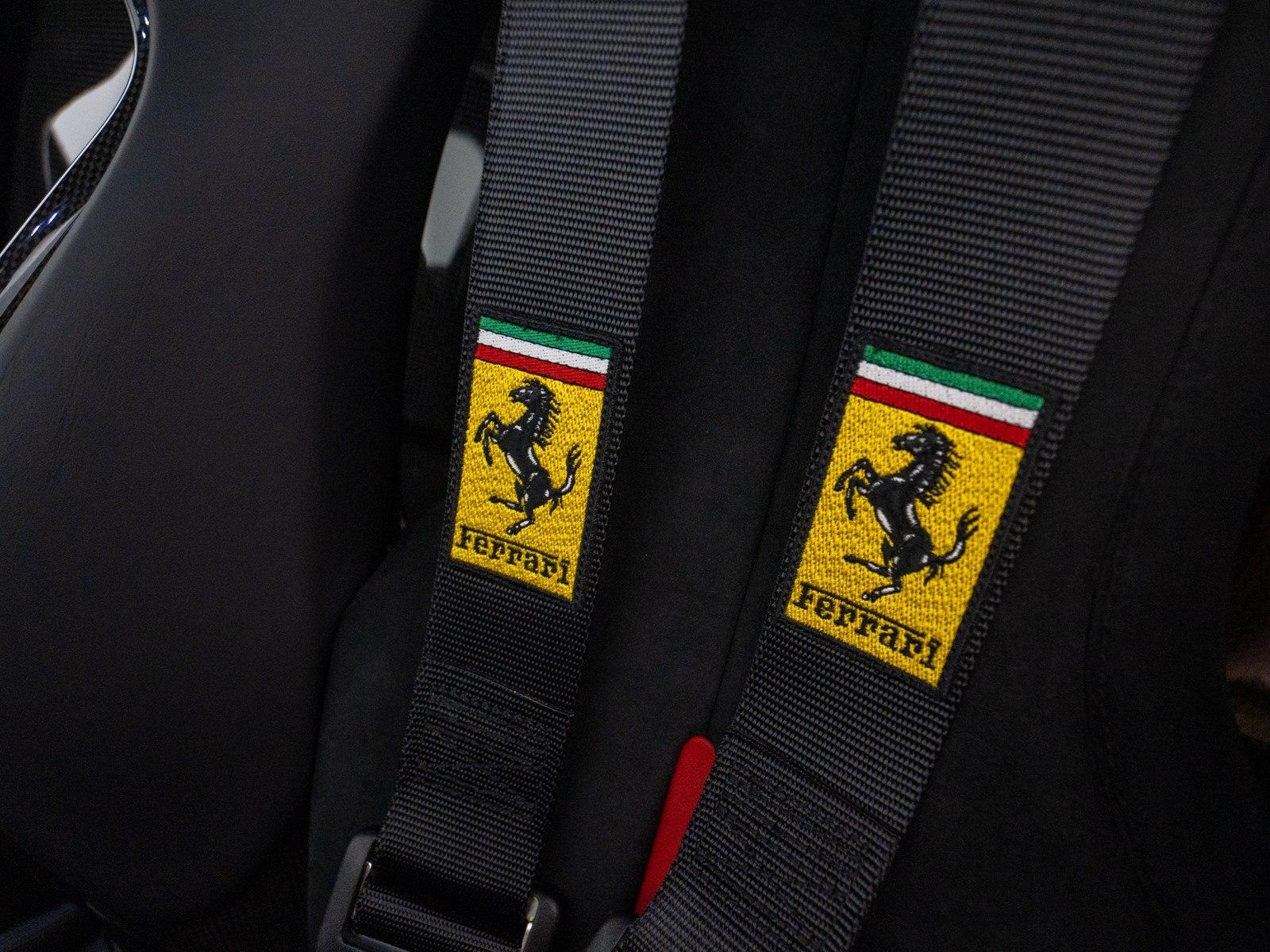 Ferrari SF90 Stradale ASSETTO FIORANO