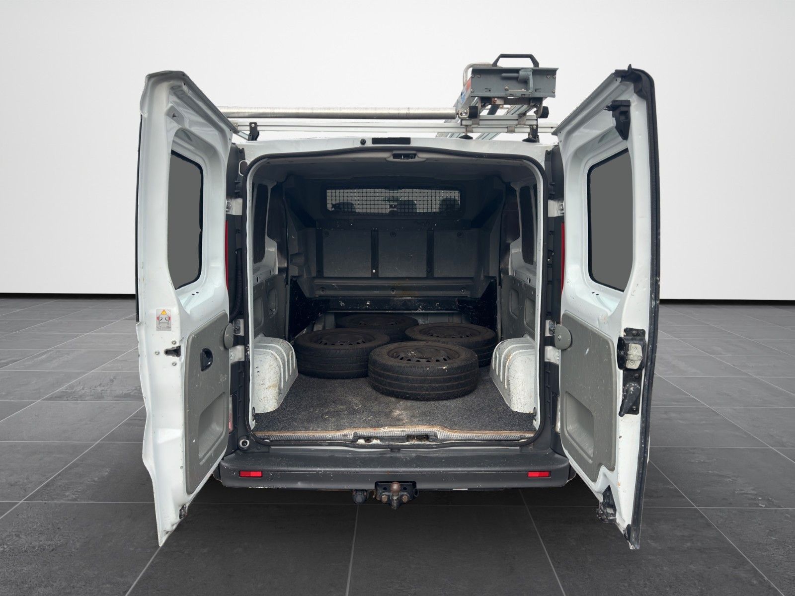 Fahrzeugabbildung Renault TRAFIC KASTEN L2H1 DOKA 2,9T KOMFORT 6-SITZER