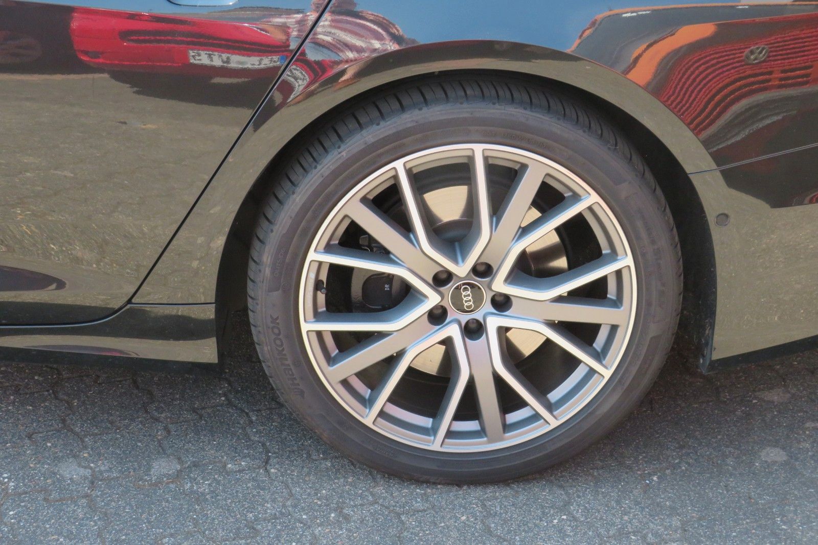 Fahrzeugabbildung Audi S6 Avant 3.0 TDI quattro