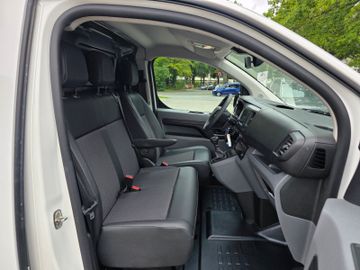 Opel Vivaro - 11