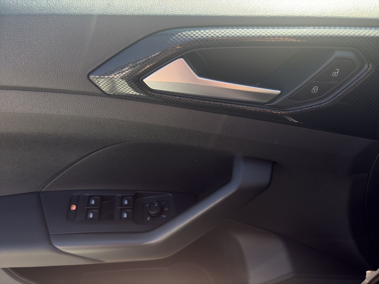 Volkswagen T-Cross - Bild 9
