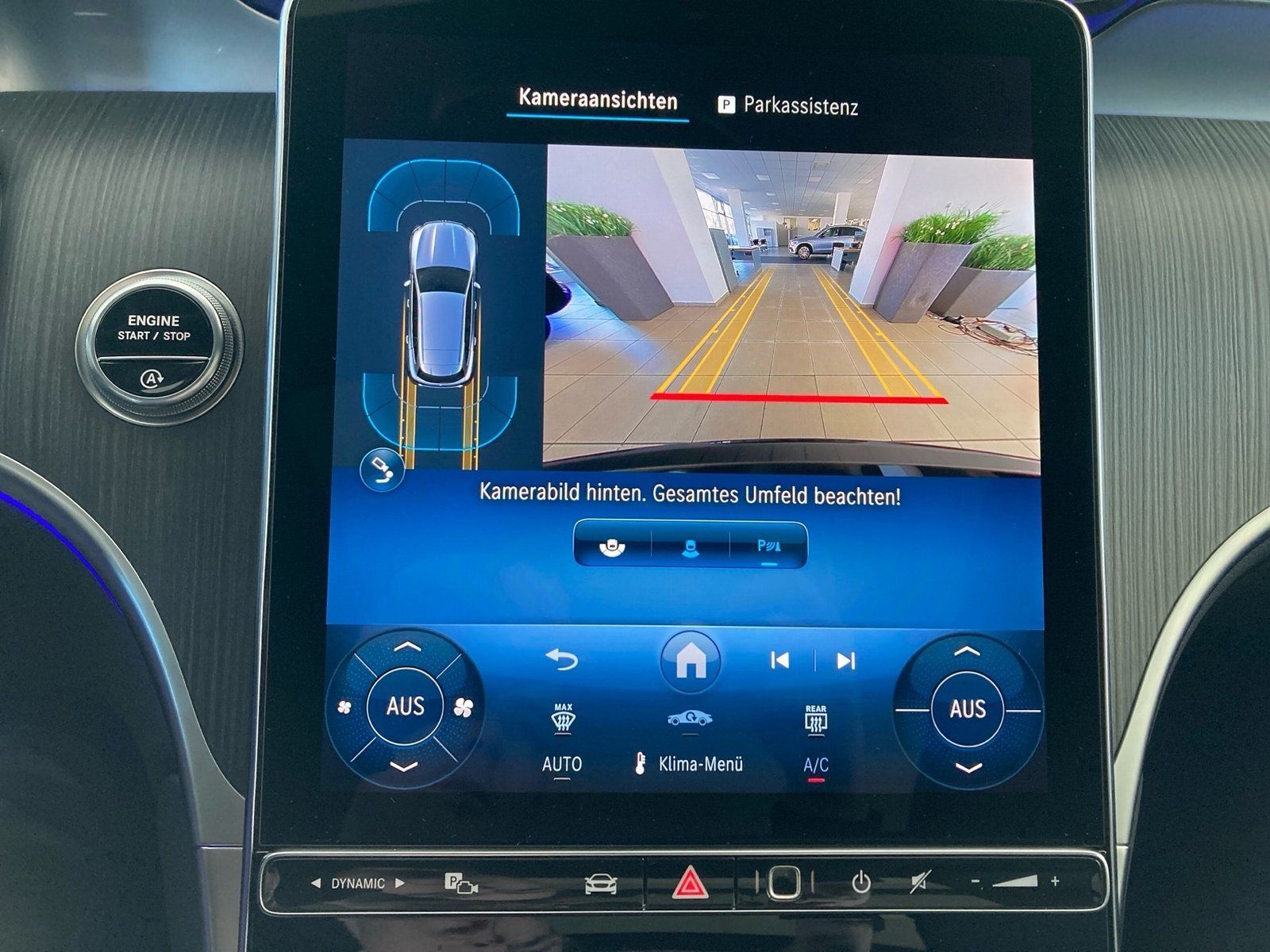 Fahrzeugabbildung Mercedes-Benz GLC 200 4M AMG *AHK*Pano*Distro*Totwink*LED*Kam*