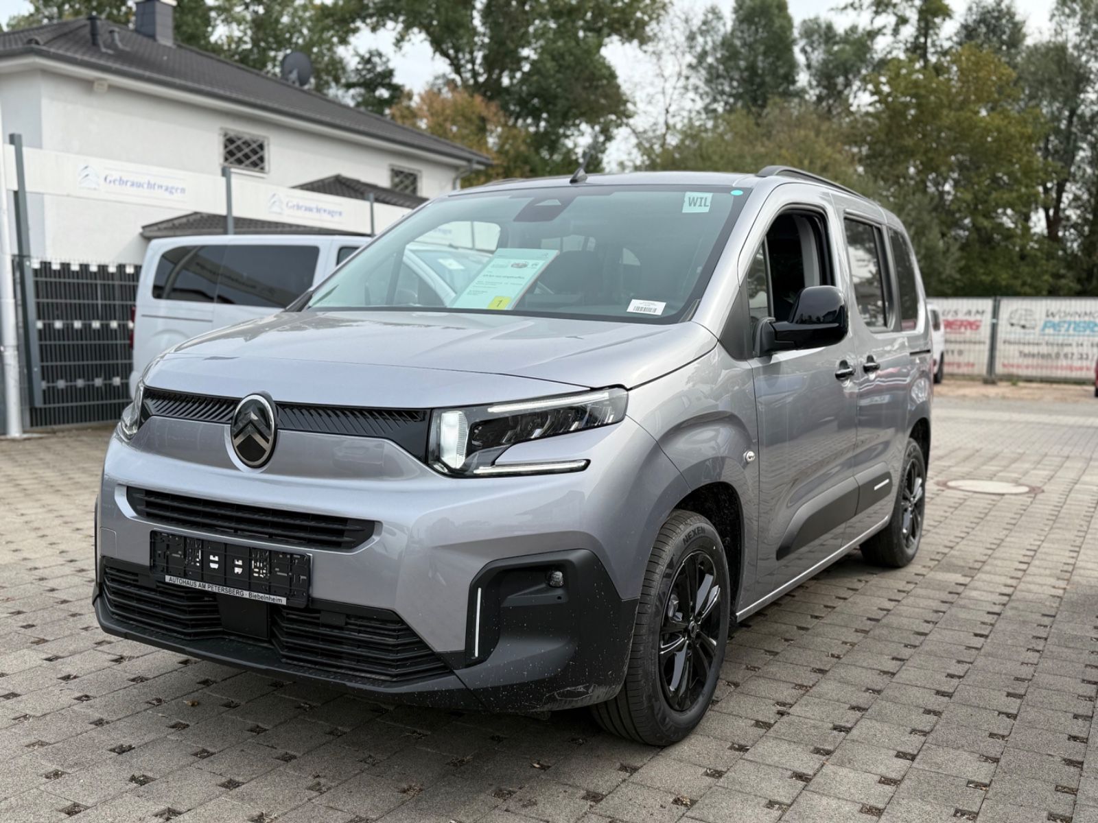 Citroën Berlingo 1.2 Benzin 110 PLUS M *SHZ*