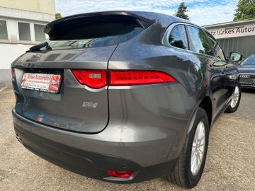 Jaguar F-Pace - 6