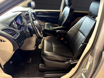Lancia Voyager - 10