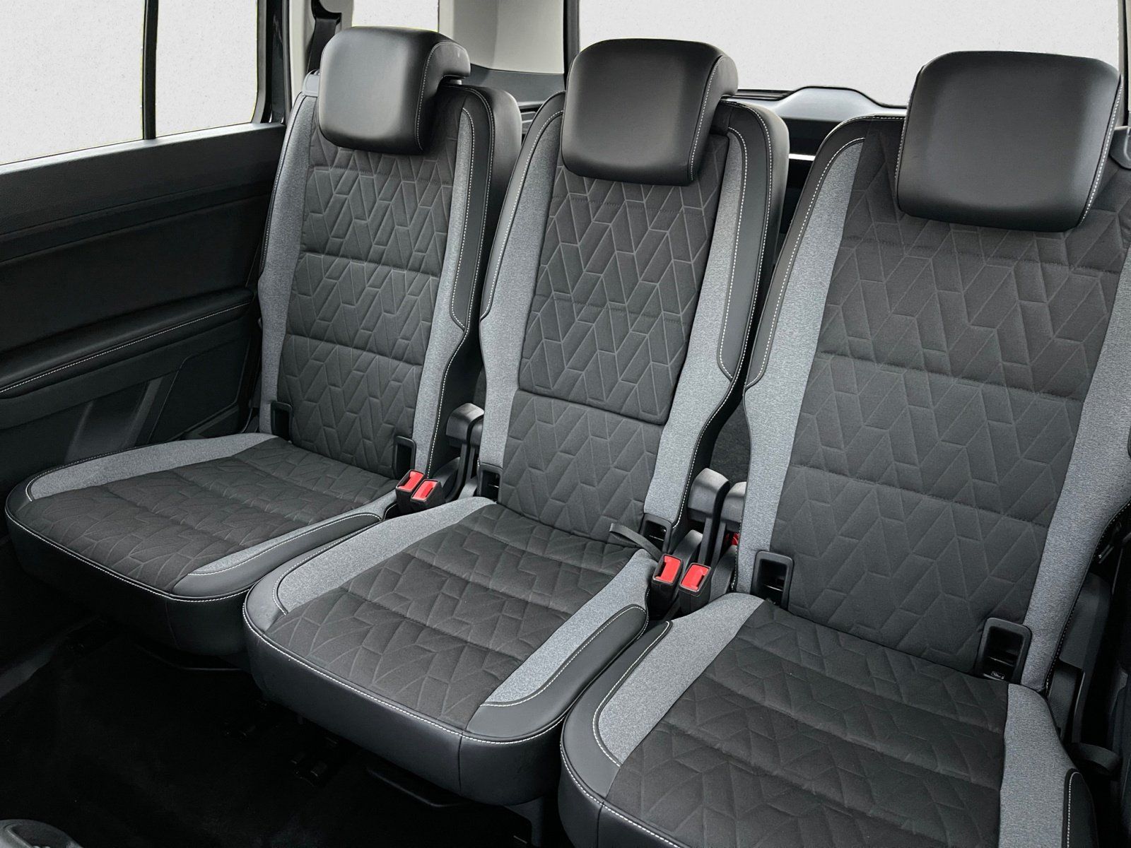 Volkswagen Touran - Bild 9