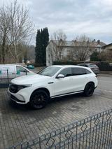 Mercedes-Benz EQC 400 4MATIC AMG Line MULTIBEAM BURMESTER AHK  - Mercedes-Benz EQC von privat