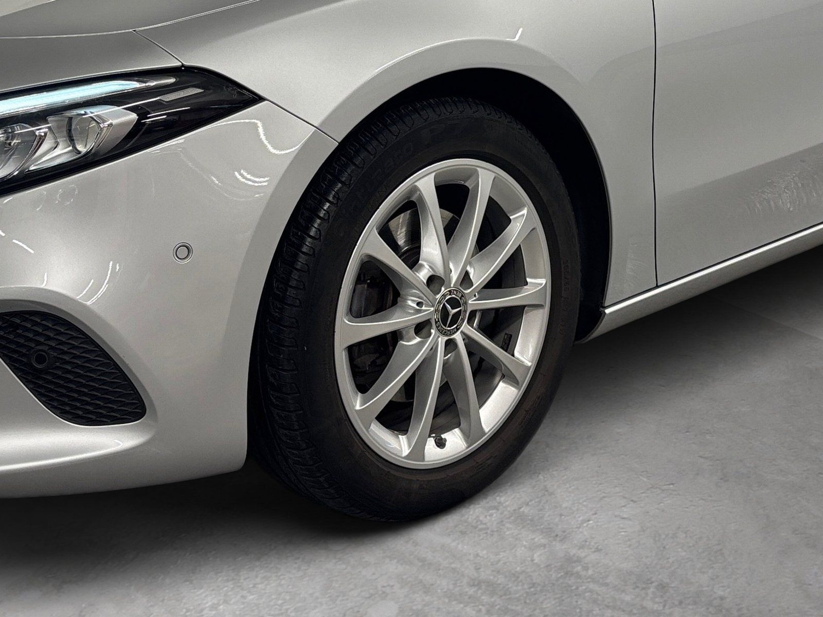 Fahrzeugabbildung Mercedes-Benz A 200 Progressive*Totwinkel*Kamera*MBUX*LED*DCT*