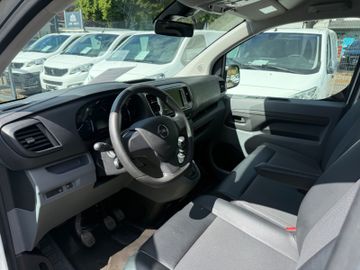 Opel Vivaro - 2