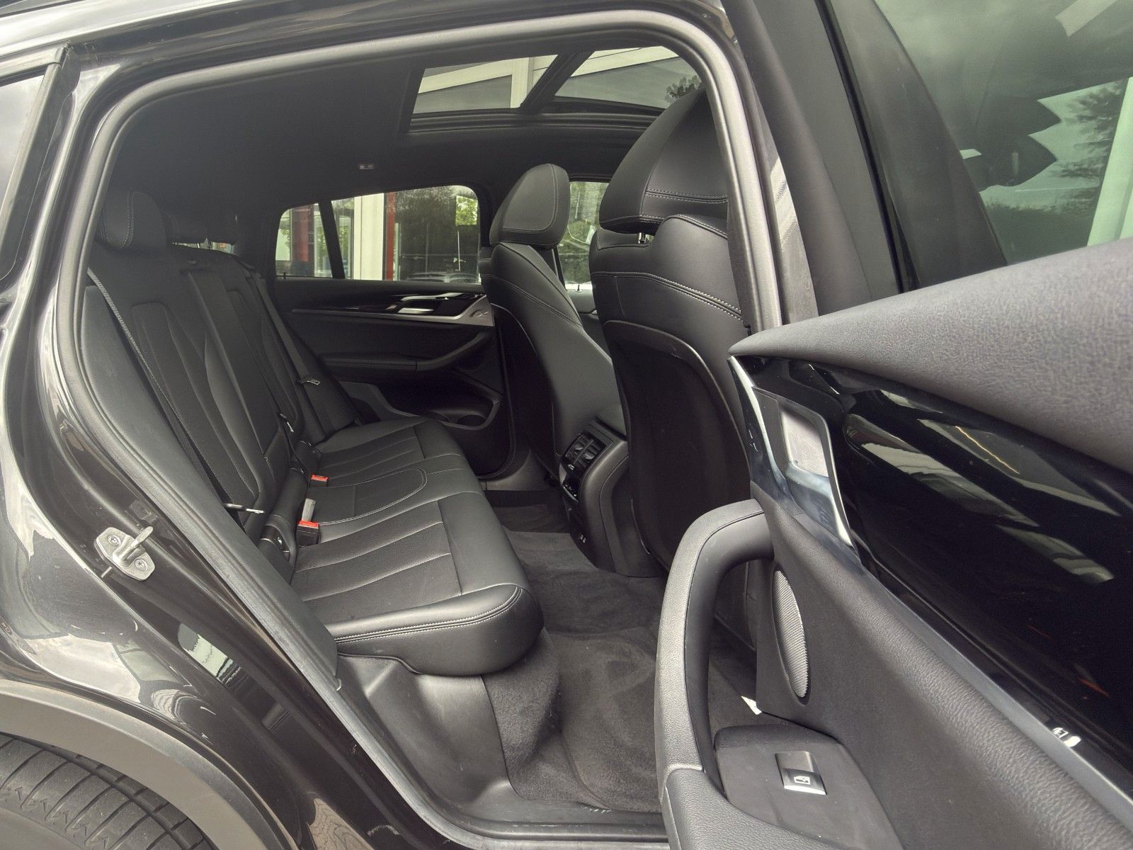 BMW X4 xDr 20d LEDER PANO HUD 360 LCPROFF LASER AHK foto 24