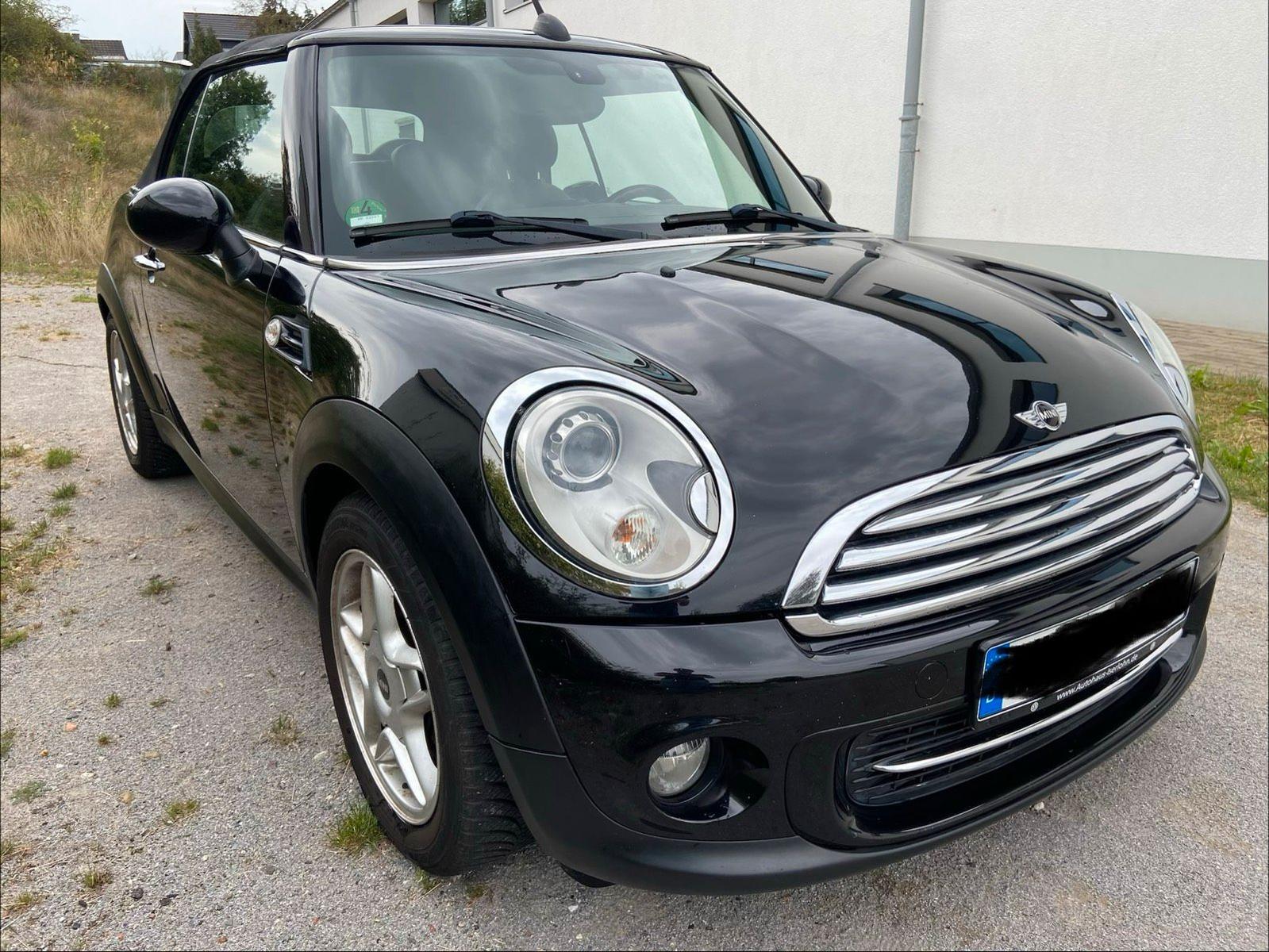MINI Cooper Cabrio