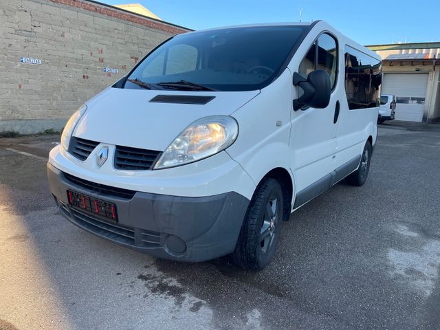 Renault Trafic Combi L1H1 2,7t  verglast