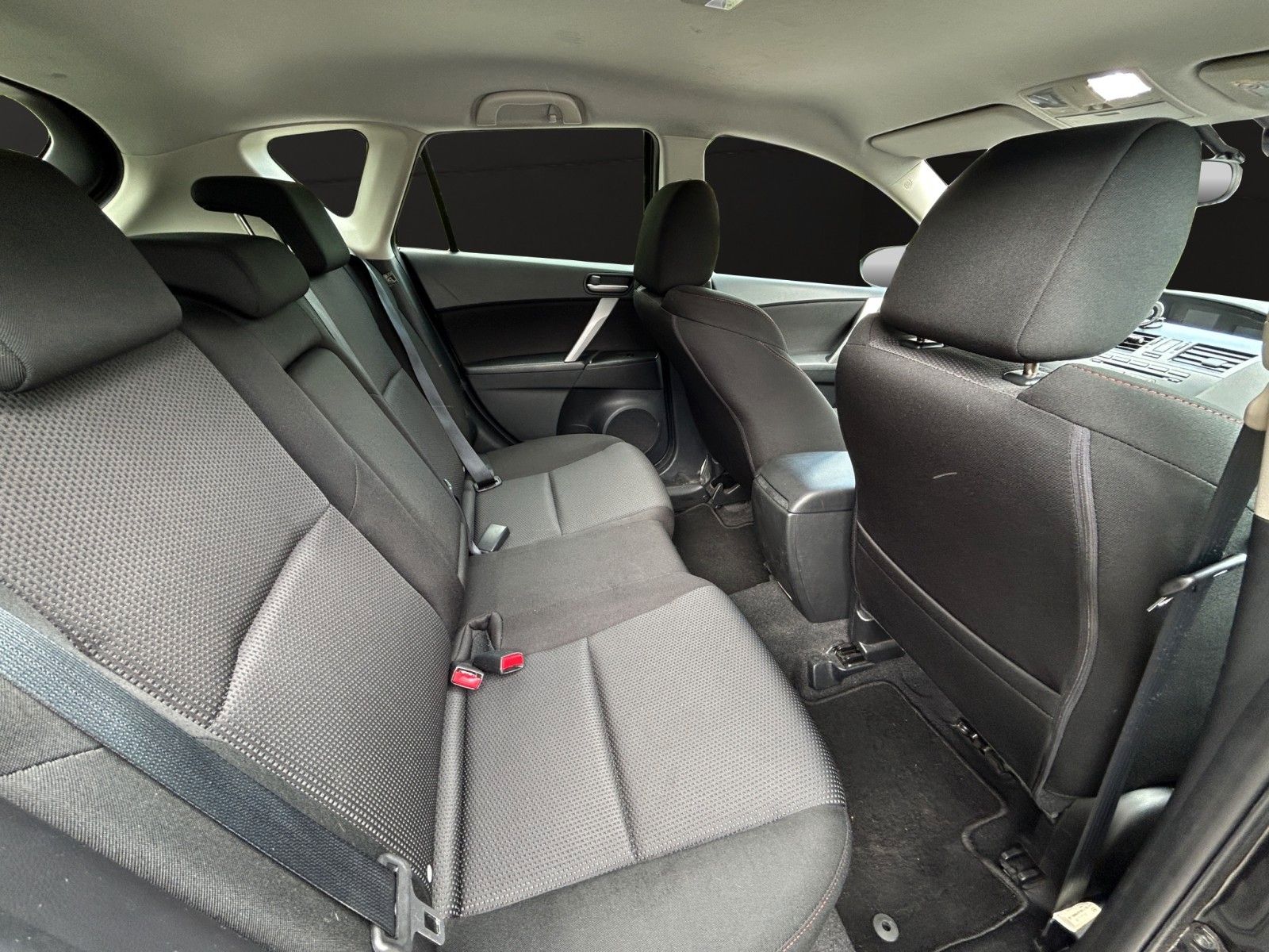 Fahrzeugabbildung Mazda 3 Lim. Kenko/Shz./2x PDC/ Tüv & Service Neu !! /