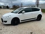 Citroën Citroen C4 Coupe / TÜV NEU - Citroën C4: Coupe