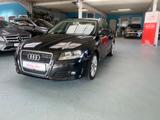 Audi A3 Sportback 2.0 TDI Ambition SHZ TEMP PDC - Audi A3 aus 2010: 2.0