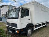 Mercedes-Benz 814 L Kastenwagen mit Ladebordwand