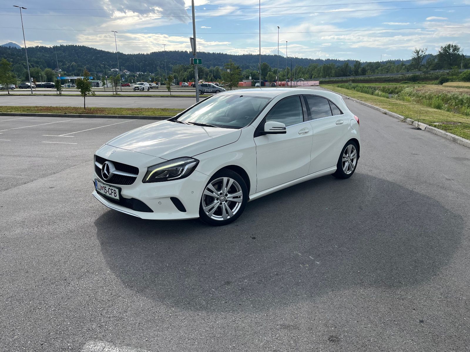 MERCEDES-BENZ A 200d Automatik Unfallfrei Gepflegt EU-Fahrzeug