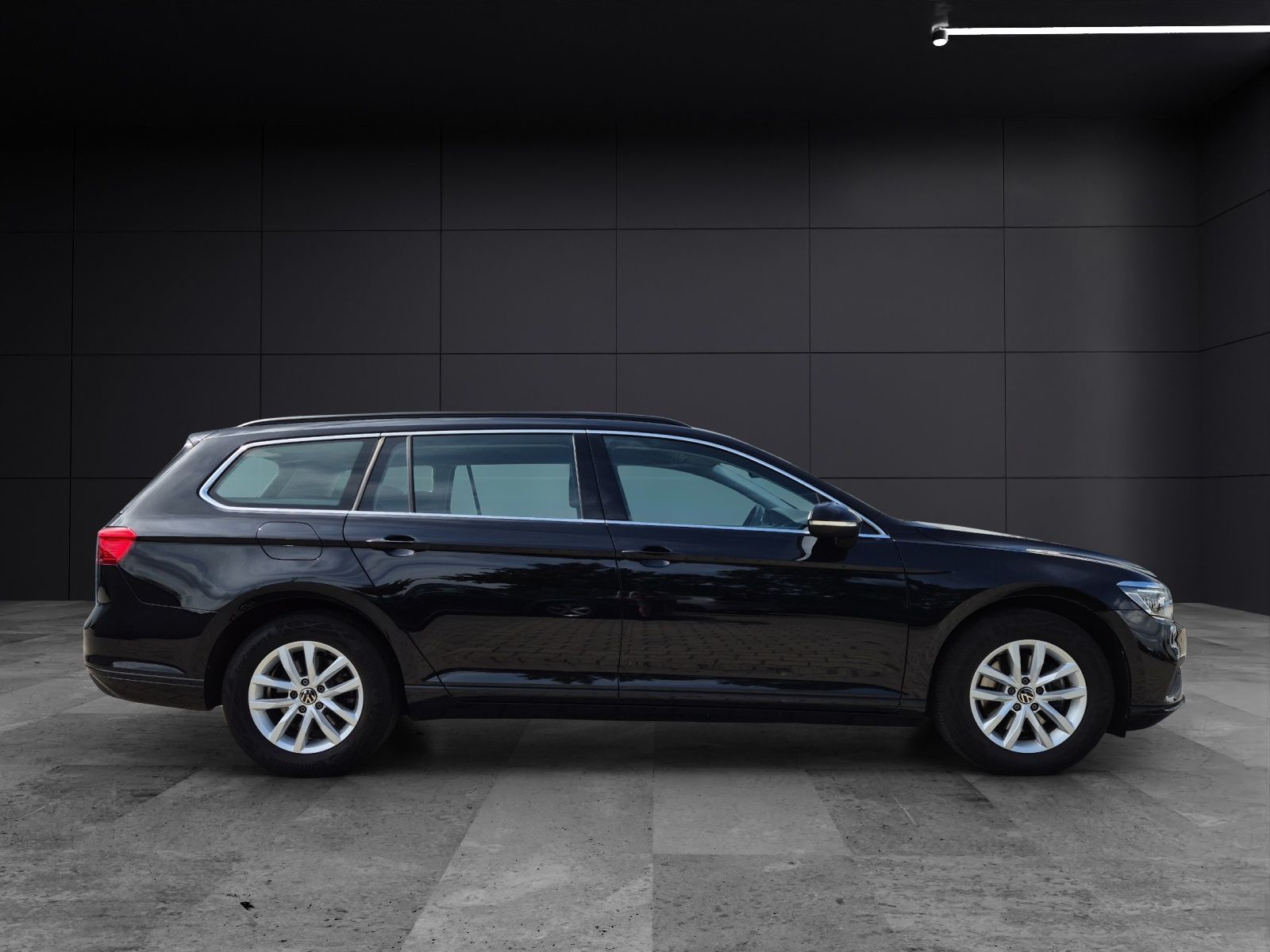Fahrzeugabbildung Volkswagen Passat Variant TDI Business DSG Matrix Navi ACC