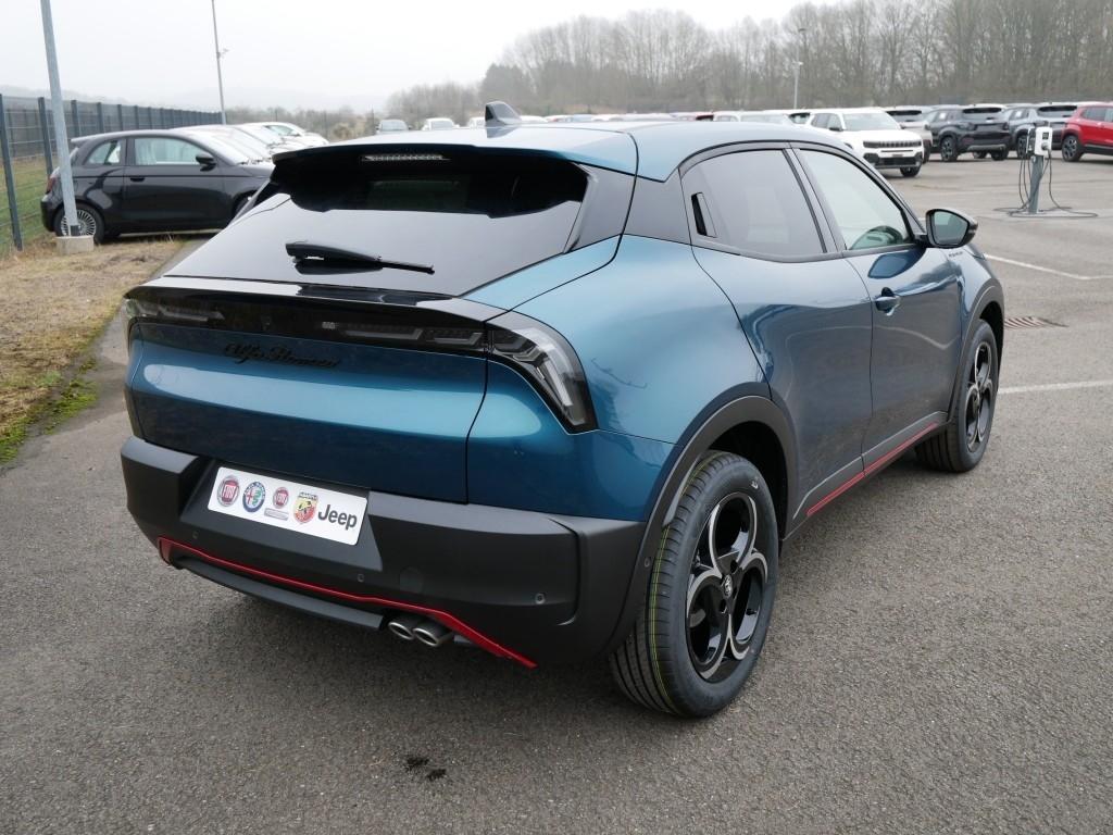 Alfa Romeo Junior IBRIDA SPECIALE 1.2 VGT 145PS DCT6 SCHIEB