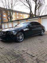 Mercedes-Benz E 220 d AMG Line Autom. AMG Line - Mercedes-Benz E 220 in Oberhausen