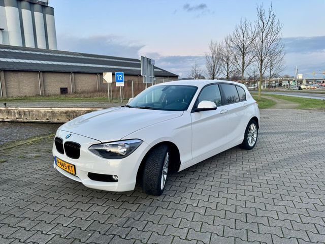 BMW 118 1-serie 118i Executive