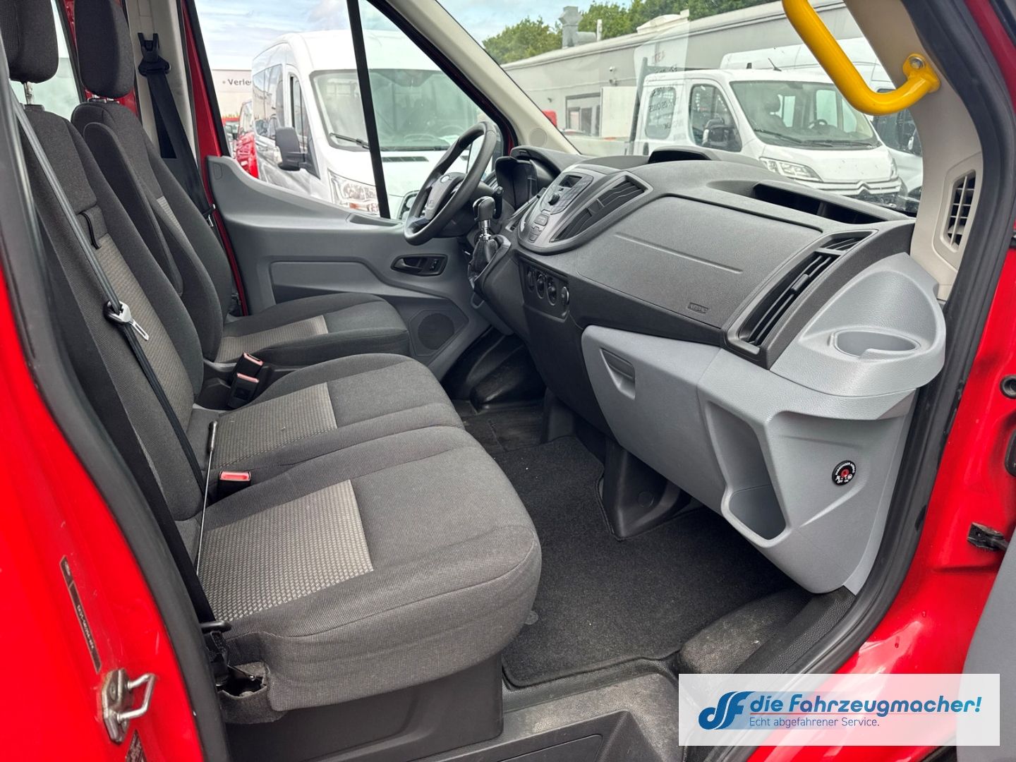 Fahrzeugabbildung Ford Transit Kombi 350 L3 Trend 2.2 TDCi *4371 *KLIMA