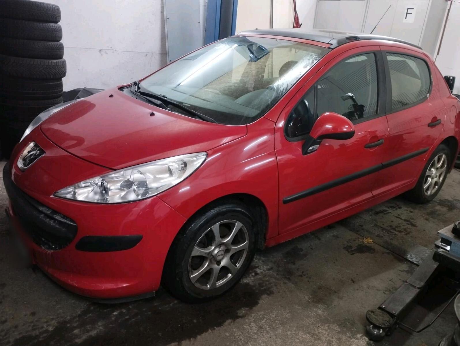 Peugeot 207
