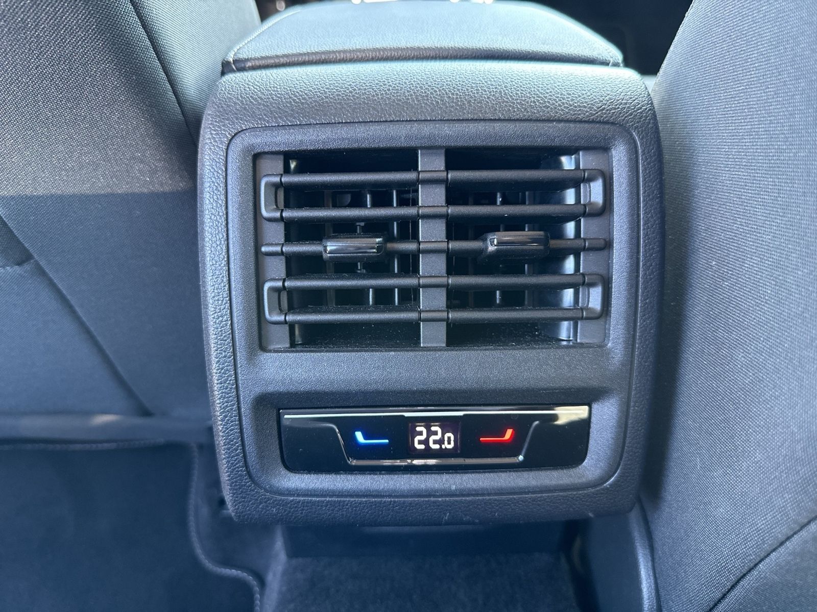 Golf VIII 1.5 eTSI Style, Navi, ACC, LED+, Winte