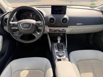 Audi A3 - 8