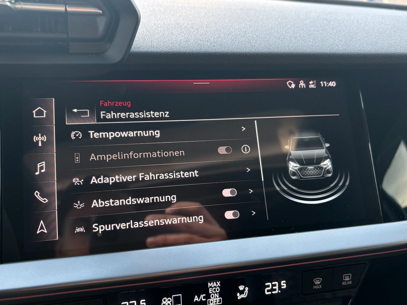 Fahrzeugabbildung Audi RS3 Lim. *Panorama*RS-Sitze*Carplay*SportAuspuff