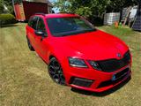 Skoda Octavia 2.0 TSI DSG RS 245 Combi RS - Skoda Octavia: Rot