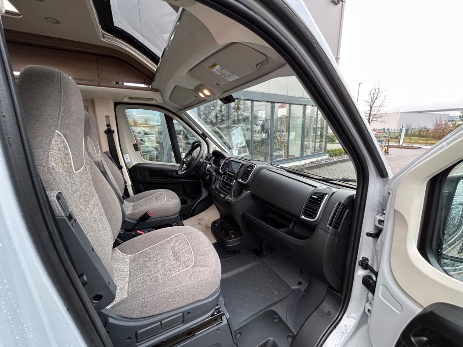 Fahrzeugabbildung Malibu Van diversity GT skyview 640 LE K MJ 25 Aktion