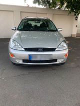 Ford Fokus 1.6l Benzin, Klima,EFH,Automati... - Ford Focus aus 2001: Kombi