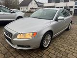 Volvo S80 Lim. D5 Momentum+Volleder+Xenon+Tempomat+ - Volvo S80 Momentum mit Diesel-Antrieb