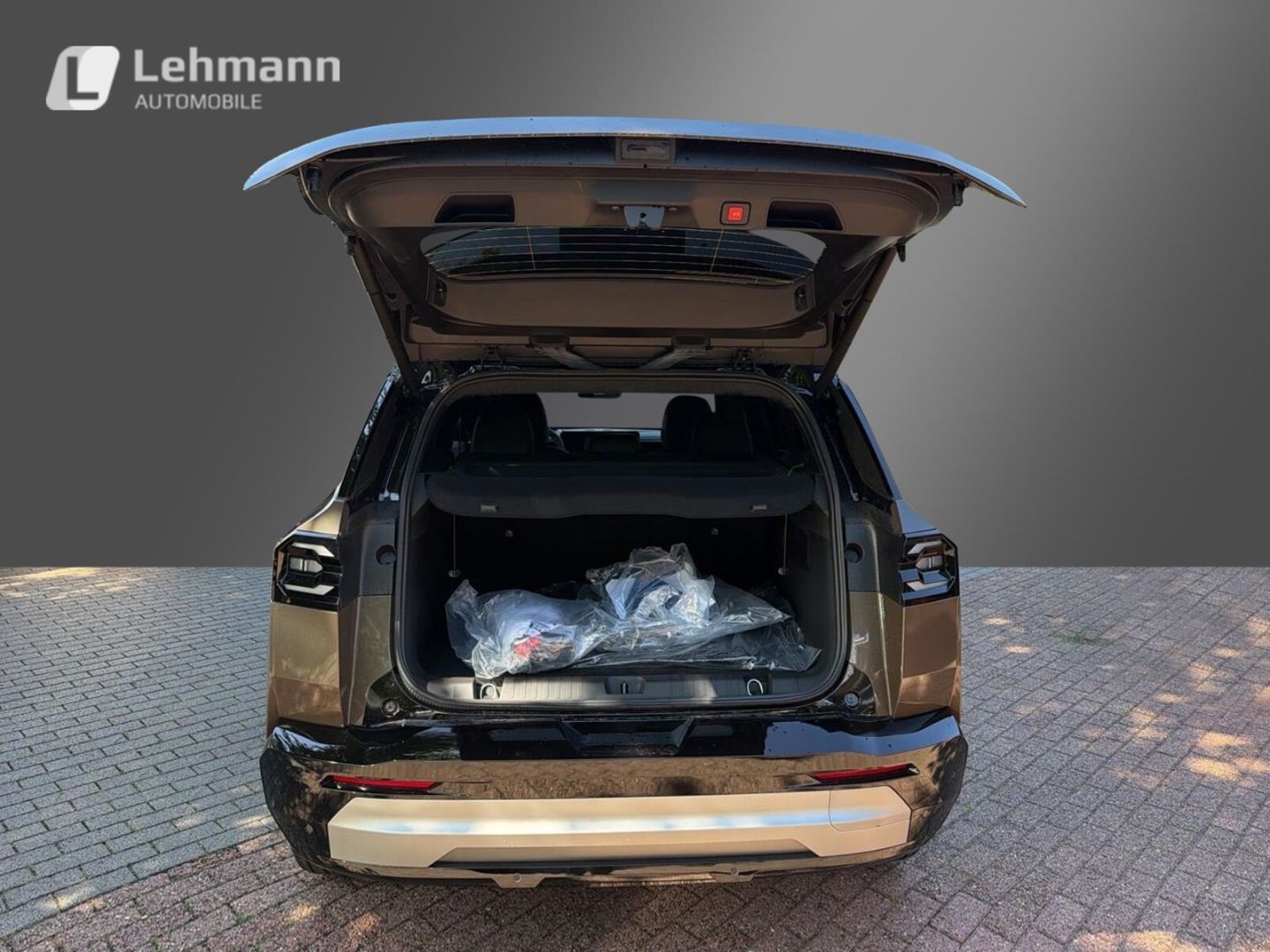 Fahrzeugabbildung Jeep Compass MY26 FIRST EDITION E-HYBRID PANO VOLL