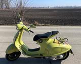 Vespa 946 anniversary  - VESPA 946
